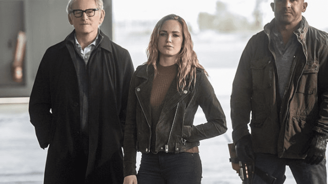 arrow legends of tomorrow the flash supergirl crossover