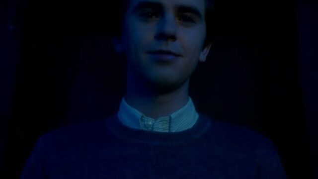 Freddie Highmore - Bates Motel 5