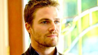 Arrow 5: Oliver sarà smascherato pubblicamente?