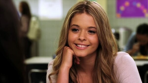 sasha pieterse compleanno pretty little liars