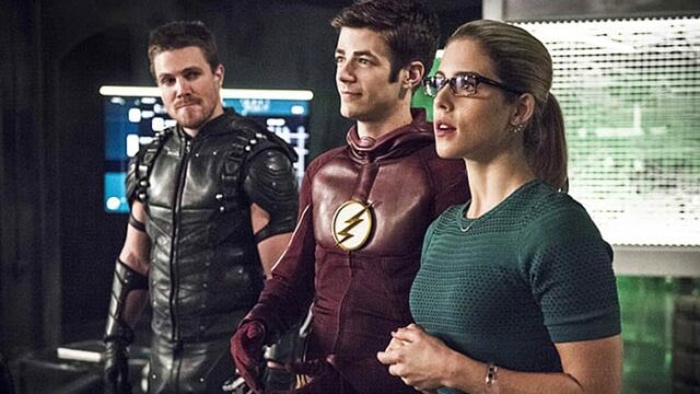 arrow, the flash, felicity, supergirl, italia 1, The flash e arrow