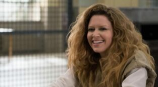 orange is the new black natasha lyonne laura prepon