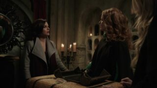 Regina e Zelena di Once Upon A Time: ancora scene dal passato