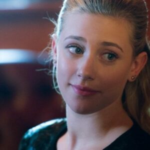 Riverdale: Lili Reinhart e la foto del giorno in cui ebbe il ruolo di Betty Cooper