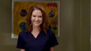 Grey's Anatomy: Le foto dal set confermano il ritorno di Teddy Altman e da dove riprenderà la storia