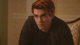Riverdale 2x03 streaming: Archie e il Red Circle contro Black Hood