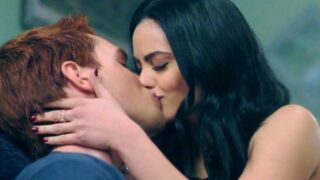 Riverdale - KJ Apa e Camila Mendes fidanzati - Archie - Veronica
