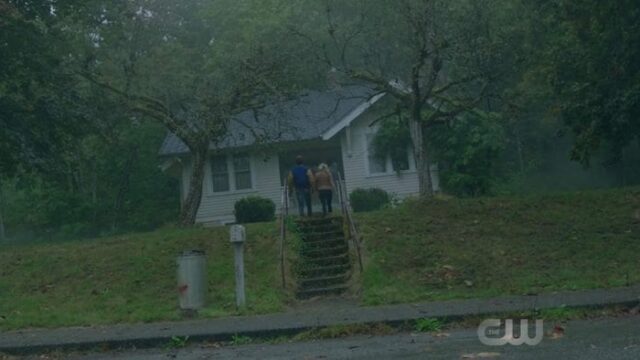 Riverdale 2x09 - citazioni di Twin Peaks - Black Hood come Bob