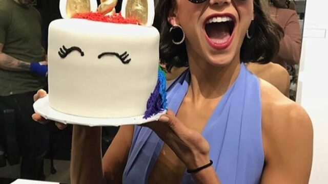 compleanno nina dobrev