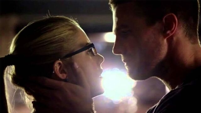 I momenti piÃ¹ romantici di Arrow, Flash, Legends of Tomorrow e Supergirl