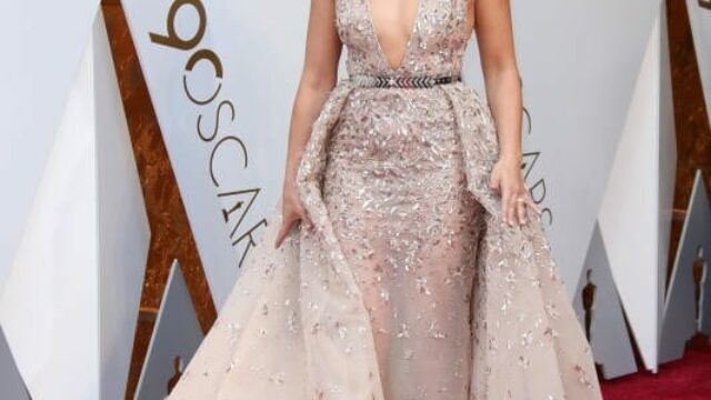 Gina Rodriguez - Oscar 2018 look