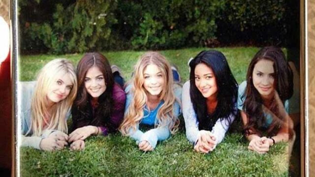 pretty little liars anniversario