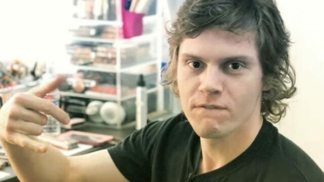 Evan Peters personaggio American Horror Story 8