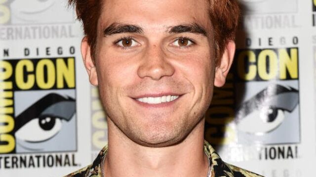 SDCC 2018 - KJ Apa