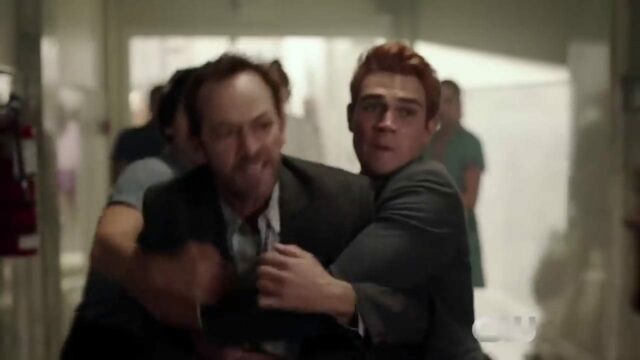 Riverdale 3 promo: Fred contro...?