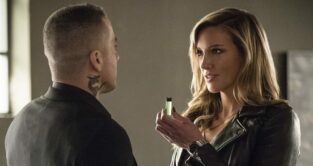 Black Siren in Arrow 7: rivelato il nuovo ruolo di Laurel Lance di Terra-2