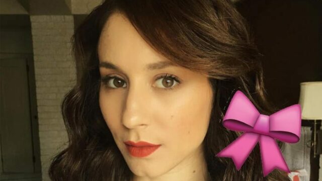 troian bellisario mamma