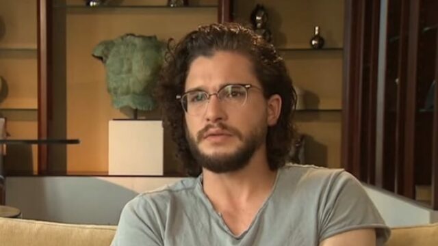 Kit Harington tradimento ha risposto tramite il suo agente alle accuse di aver tradito la moglie Rose Leslie con una modella russa Olga Vlasova!