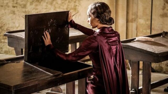 Animali Fantastici 2 riferimenti Harry Potter: ecco tutte gli easter eggs del film, dall'apparizione di Nicolas Flamel, ai Thestrals, Nagini e altro ancora!