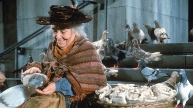 Il ritorno di Mary Poppins: da Dick Van Dyke al personaggio di Meryl Streep e quello di Angela Lansbury, tutti gli easter eggs!