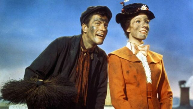 Mary Poppins Ã¨ una Signora del Tempo come il Dottore in Doctor Who, ecco la teoria di molti fan e 13 motivi per cui potrebbero aver ragione