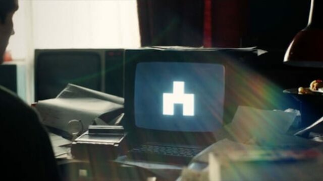 BLACK MIRROR Easter Eggs: dal riferimento al pilot alla Tuckersoft, ecco tutti gli easter eggs del primo episodio interattivo della serie!