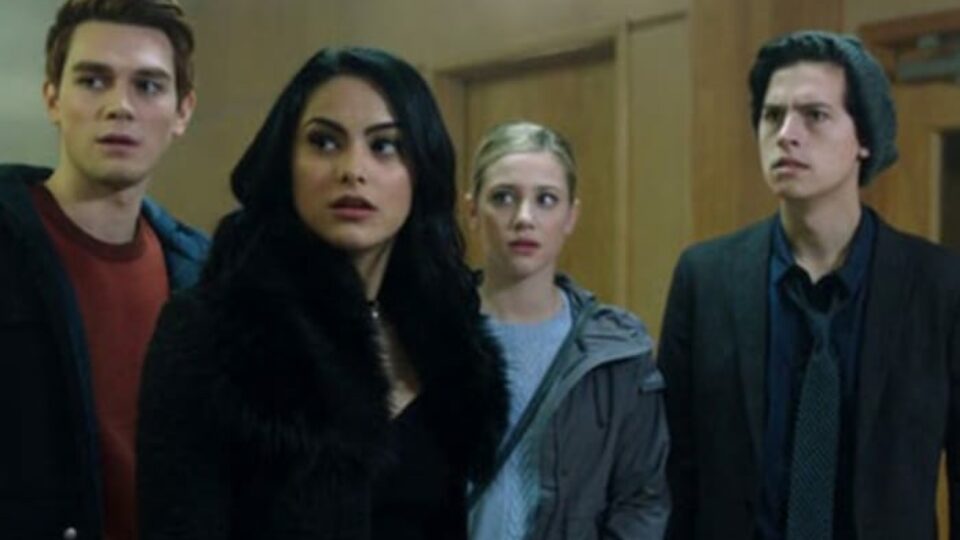 Riverdale 3 Black Hood tornerà nella seconda metà di stagione