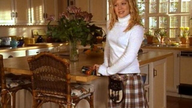 Lizzie McGuire: i migliori outfit del personaggio interpretato dalla famosa Hilary Duff nell'iconica serie TV della Disney