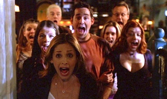 Buffy l'ammazzavampiri: il cast della serie si riunisce dopo sedici anni: da Willow a Spike ci sono tutti tranne Sarah Michelel Gellar