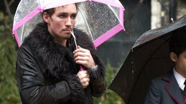 Chi Ã¨ Robert Sheehan? Da Misftits e Shadowhunters al cast di Umbrella Academy: film e serie TV, instagram, vita privata e fidanzata