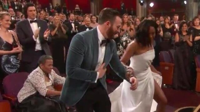 Oscar 2019: da Lady Gaga che parla italiano a Chris Evans che fa l'eroe, i momenti piÃ¹ emozionanti e divertenti della Notte degli Oscar