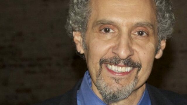 Chi è John Turturro, Guglielmo nel cast della serie TV Il Nome della Rosa: dal film su Napoli ai Transformers, film serie TV, altezza e moglie