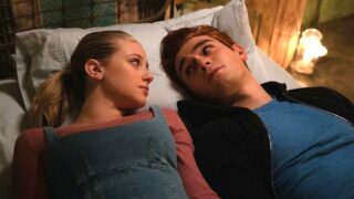 Riverdale 4x18 streaming, Archie e Betty esplorano i loro sentimenti! Ecco il riassunto e recap completo del diciottesimo episodio
