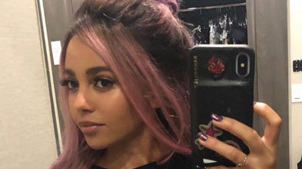 vanessa morgan meno pagata riverdale