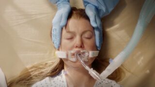 Grey’s Anatomy 17×06 streaming: il winter finale lascia col fiato sospeso