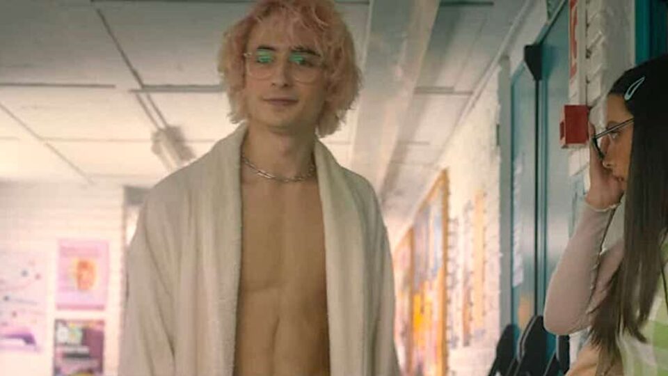 DALLA MIA FINESTRA differenze tra libro e film Netflix