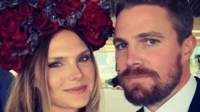 stephen amell cassandra jean secondo figlio