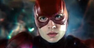 Ezra Miller Warner Bros discusso The Flash