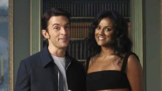 Jonathan Bailey regalo Simone Ashley Wicked
