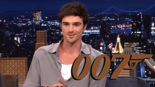 Jacob Elordi risponde fan 007