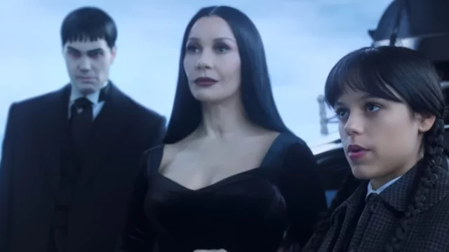 La stagione 2 di Mercoledì spiega perché la famiglia Addams è ricca