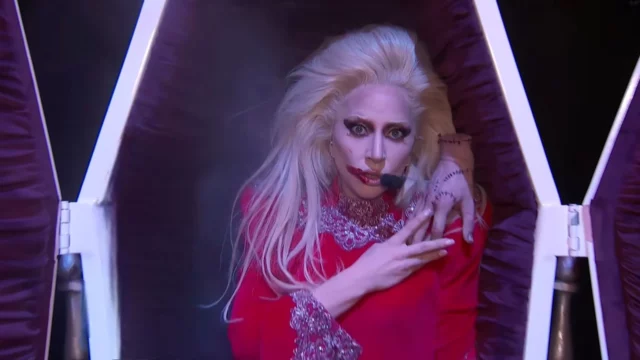 Chi interpreta Lady Gaga in Mercoledì 2 personaggio