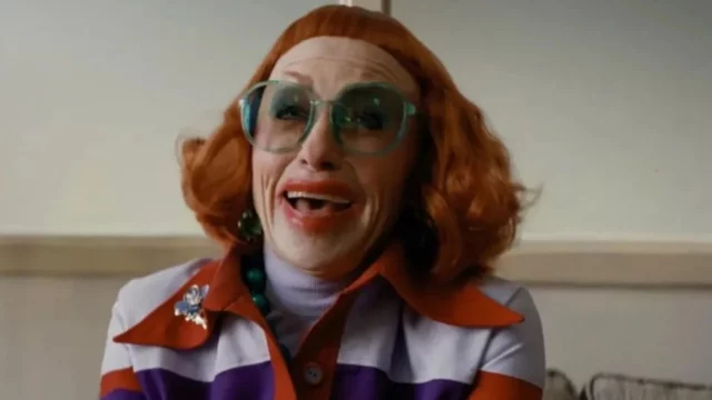 Warner Bros pensa a un prequel di Weapons sulla zia Gladys