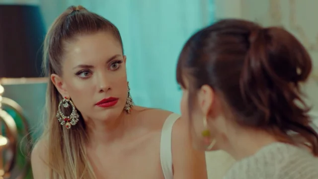 Forbidden Fruit anticipazioni 3 novembre Yildiz contro Zeynep