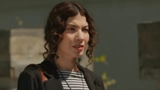 Tradimento anticipazioni 3 ottobre Azra ricatta Ipek