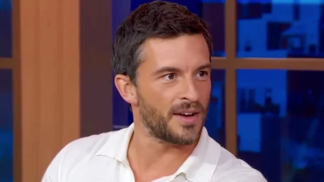 Jonathan Bailey viene eletto uomo più sexy al mondo da People